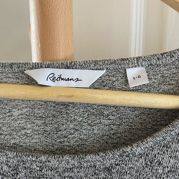 Ruffle Sleeve cold shoulder top - Picture 4 of 9